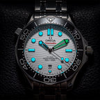 OMEGA Seamaster Diver 300M 42mm - White on Bracelet