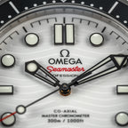 OMEGA Seamaster Diver 300M 42mm - White on Bracelet