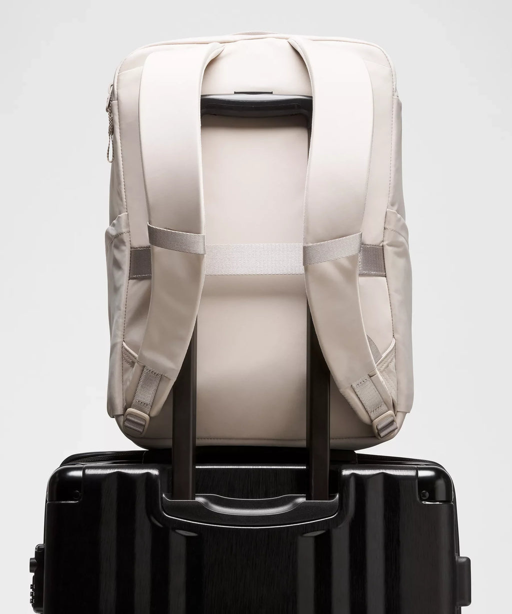 Everyday Backpack 21L